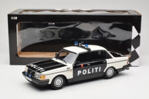 Volvo 240 GL Politi Norway Musta Minichamps 1:18 155171496 Metalli — kuva 6 / 6