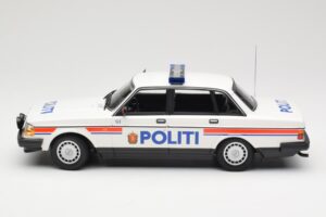 Volvo 240 GL Politi Norway Minichamps 1:18 155171491 Metalli — kuva 3 / 6