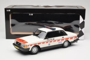 Volvo 240 GL Politie Netherlands Minichamps 1:18 155171498 Metalli — kuva 6 / 6