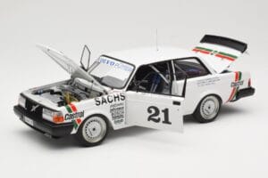 Volvo 240 Turbo #21 P. Stureson DTM Winner Wunstorf 1985 AUTOart 1:18 88592 Metalli — kuva 2 / 8