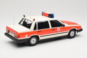 Volvo 740 GL DRK Aschaffenburg Minichamps 1:18 155171790 Metalli — kuva 2 / 6