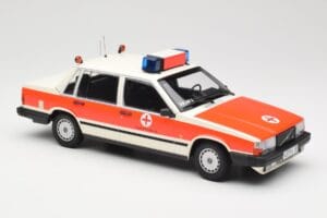 Volvo 740 GL DRK Aschaffenburg Minichamps 1:18 155171790 Metalli — kuva 4 / 6