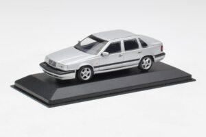 Volvo 850 Hopea Minichamps 1:43 430171402 Metalli — kuva 2 / 4
