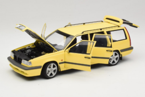Volvo 850 T-5R Farmari Cream Yellow AUTOart 1:18 79506 Metalli — kuva 2 / 8