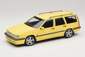 Volvo 850 T-5R Farmari Cream Yellow AUTOart 1:18 79506 Metalli