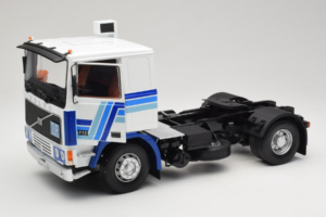 Volvo F12 Sininen Valkoinen Road Kings 1:18 RK180033 Metalli — kuva 2 / 8