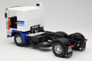 Volvo F12 Sininen Valkoinen Road Kings 1:18 RK180033 Metalli — kuva 5 / 8