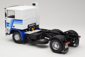 Volvo F12 Sininen Valkoinen Road Kings 1:18 RK180033 Metalli — kuva 7 / 8