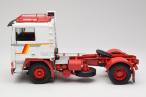 Volvo F12 Valkoinen Punainen Road Kings 1:18 RK180031 Metalli — kuva 4 / 8