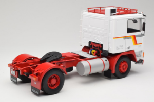 Volvo F12 Valkoinen Punainen Road Kings 1:18 RK180031 Metalli — kuva 3 / 8