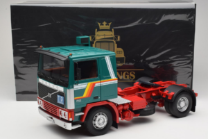 Volvo F1220 Vihreä Punainen Road Kings 1:18 RK180032 Metalli — kuva 8 / 8