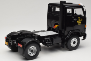 Volvo F88 John Player Special Black MCG 1:18 MCG18217 Metalli — kuva 3 / 8