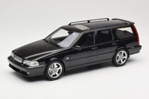 Volvo V70 R P80 Musta DNA 1:18 DNA000232 Metalli