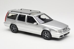Volvo V70 R P80 Hopea DNA 1:18 DNA000155 Metalli — kuva 4 / 6