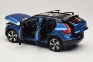 Volvo XC40 Recharge Sininen Metallinen Paudi Model 1:18 2562373 Metalli — kuva 5 / 8