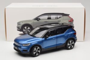 Volvo XC40 Recharge Sininen Metallinen Paudi Model 1:18 2562373 Metalli — kuva 8 / 8