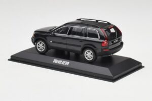 Volvo XC90 Musta Safiiri Minichamps 1:43 38704 Metalli — kuva 3 / 4