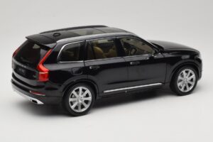 Volvo XC90 Onyx Black Paudi Model 1:18 9430842 Metalli — kuva 3 / 8