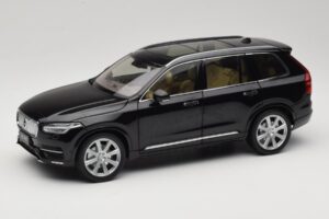 Volvo XC90 Onyx Black Paudi Model 1:18 9430842 Metalli