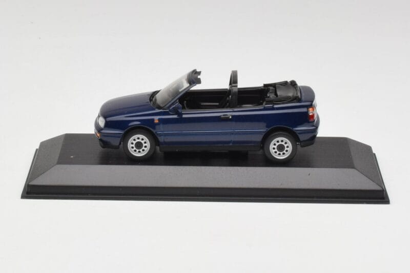 Volkswagen Golf Mk3 Avoauto Maritime Sininen Minichamps 1:43 400055530 Metalli