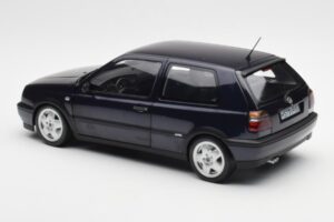 Volkswagen Golf Mk3 VR6 Sininen Metallinen Norev 1:18 188462 Metalli — kuva 7 / 8