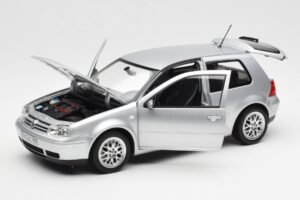 Volkswagen Golf Mk5 GTI Hopea Norev 1:18 188570 Metalli — kuva 2 / 8