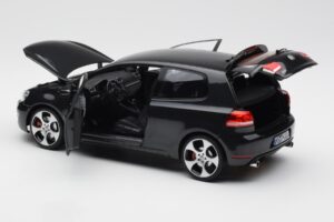 Volkswagen Golf Mk6 GTI Harmaa Metallinen Norev 1:18 188503 Metalli — kuva 5 / 7