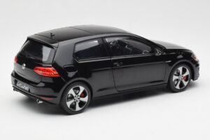 Volkswagen Golf Mk7 GTI Musta Norev 1:18 188550 Metalli — kuva 3 / 8