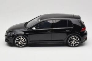 Volkswagen Golf R Mk7 Deep Black Otto 1:18 OT417 Hartsi — kuva 3 / 6