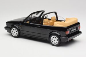 Volkswagen Golf Mk1 Avoauto Musta Norev 1:18 188568 Metalli — kuva 5 / 6