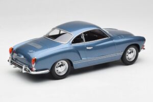 Volkswagen Karmann Ghia Coupe Neptune Sininen Minichamps 1:18 155054022 Metalli — kuva 2 / 6