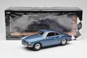 Volkswagen Karmann Ghia Coupe Neptune Sininen Minichamps 1:18 155054022 Metalli — kuva 6 / 6