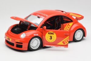 Volkswagen New Beetle Cup Bburago 1:18 3329 Metalli — kuva 2 / 8