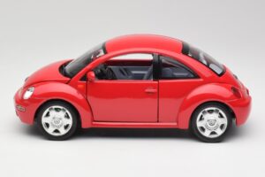 Volkswagen New Beetle Punainen Bburago 1:18 3342 Metalli — kuva 4 / 8