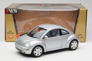Volkswagen New Beetle Reflex Hopea Metallic Bburago 1:18 3322 Metalli — kuva 8 / 8