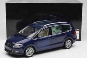 Volkswagen Sharan 7N Shadow Sininen Metallic Minichamps 1:18 110051100 Metalli — kuva 8 / 8