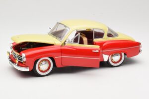 Wartburg 311 Coupe Punainen & Beige Revell 1:18 8418 Metalli — kuva 2 / 8