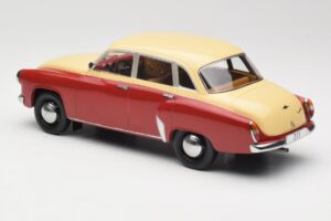 Wartburg 311 Dark Red Beige MCG 1:18 MCG18299 Metalli — kuva 5 / 6