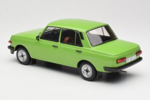 Wartburg 353 Vihreä MCG 1:18 MCG18062 Metalli — kuva 5 / 6