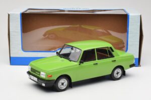 Wartburg 353 Vihreä MCG 1:18 MCG18062 Metalli — kuva 6 / 6