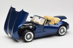 Wiesmann Roadster MF3 Sininen Revell 1:18 08861 Metalli — kuva 2 / 8