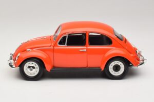 Volkswagen Beetle Oranssi Gremlins Movie Greenlight 1:18 12985 Metalli — kuva 4 / 8