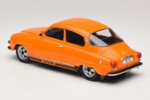 Saab 96 V4 Oranssi MCG 1:18 MCG18654 Metalli — kuva 5 / 6