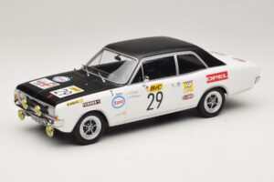 Opel Commodore A #29 J-L. Clarr / J-P. Peyroux Tour de France Automobile 1971 MCG 1:18 MCG18562R Metalli