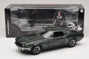 Ford Mustang GT Bullitt Steve McQueen Hahmolla Greenlight 1:18 12885 Metalli — kuva 8 / 8