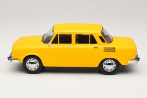 Skoda 100 L Keltainen MCG 1:18 MCG18781 Metalli — kuva 3 / 6