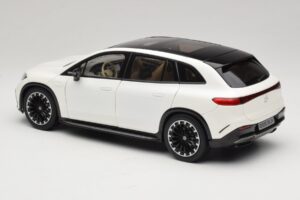 Mercedes EQS SUV X296 Manufaktur Diamond White NZG 1:18 B66960590 Metalli — kuva 7 / 8