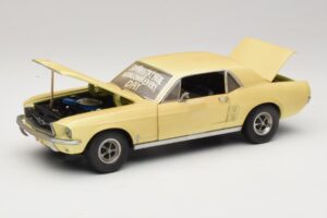 Ford Mustang Coupe Keltainen The Walking Dead Greenlight 1:18 12958 Metalli — kuva 2 / 8