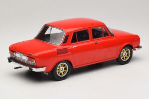 Skoda 100 Punainen Kultavanteet MCG 1:18 MCG18784 Metalli — kuva 2 / 6