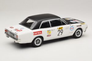 Opel Commodore A #29 J-L. Clarr / J-P. Peyroux Tour de France Automobile 1971 MCG 1:18 MCG18562R Metalli — kuva 2 / 6